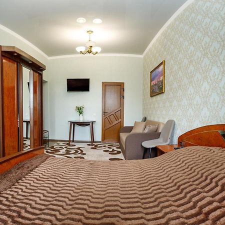 Апартаменти В Старому Місті Sweet House Kamjanez-Podilskyj Exterior foto