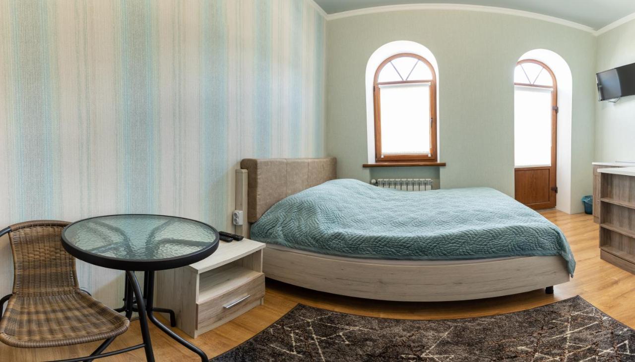 Апартаменти В Старому Місті Sweet House Kamjanez-Podilskyj Exterior foto